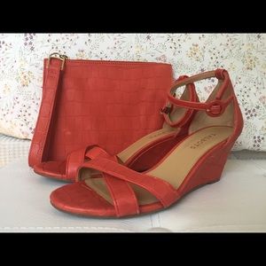 Ankle strap wedge & wristlet. Coral leather, 9.5.